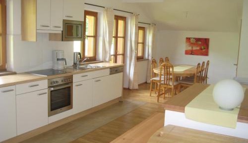 Superior Three-Bedroom Apartment (Annex)