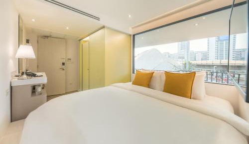 Economy Double Room with City View