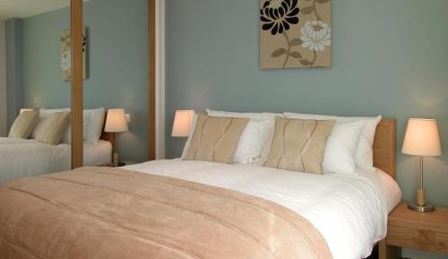 One Bedroom Apartment - Town View