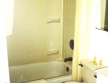 Deluxe Suite with Kitchenette