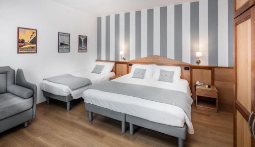 Triple Room with Balcony
