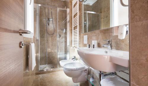 Quadruple Room with Lateral Sea View