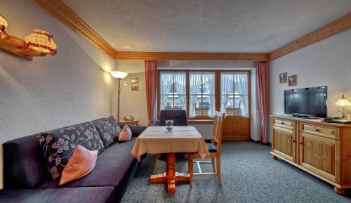 One-Bedroom Standard Apartment