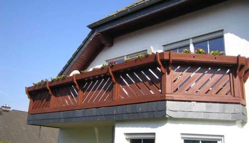 Apartment with Balcony