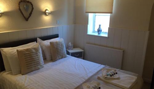 Two-Bedroom Apartment (2 Adults + 2 Children)