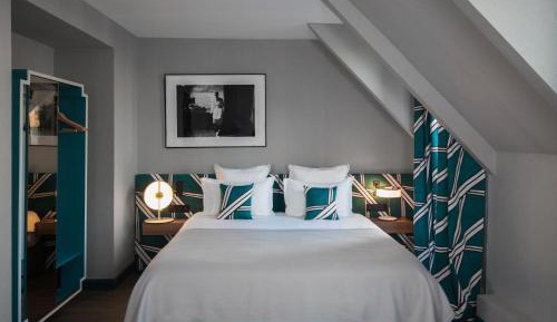 Junior Suite with Balcony