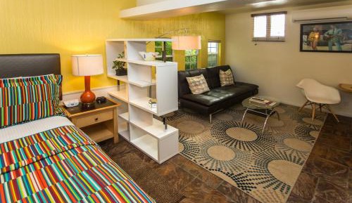 King Corner Suite