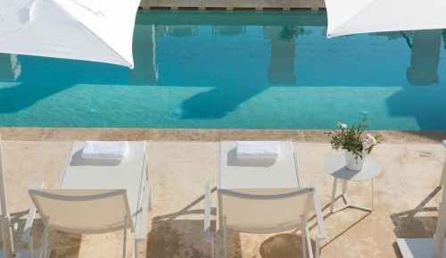 Junior Suite with Pool View