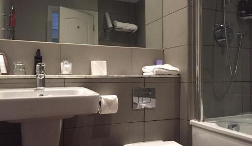 Lovely Double Room - Thermal Journey not included (not dog friendly)