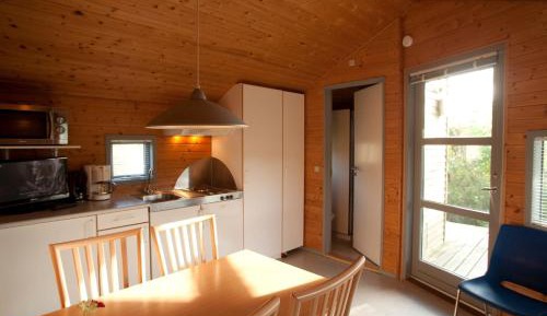 Deluxe Cottage (3 Adults) 