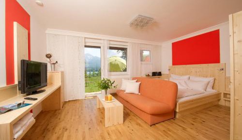 Double Room with Terrace and Lake View
