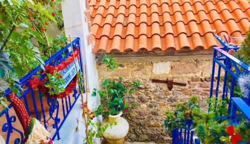 Double Room with Balcony (2 Adults + 1 Child)