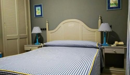  Double or Twin Room with Street View