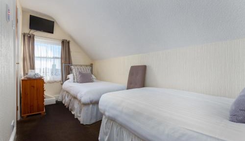 Small Twin Room 2nd Floor