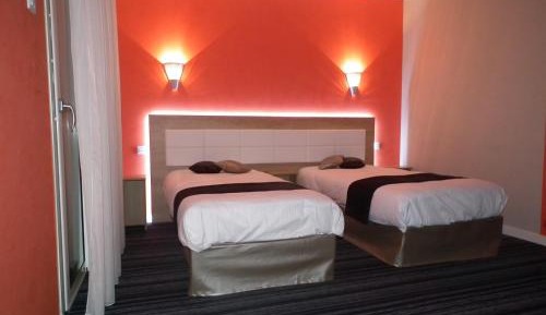 Twin Room with Small Lake View