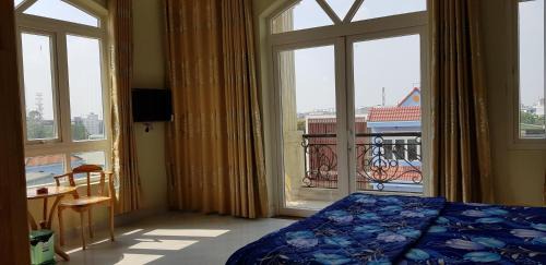 Double Room with Balcony (2 Adults + 1 Child)