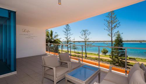 Two-Bedroom Apartment with Water View