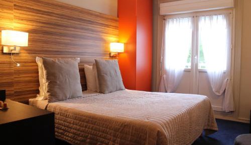 Superior Single Room with Air Conditioning