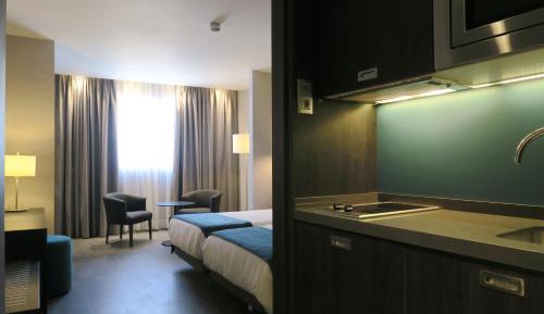 Studio Apartment