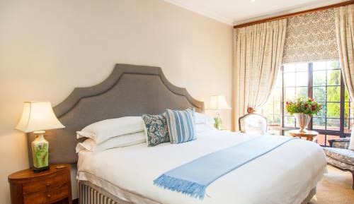 Deluxe King Suite