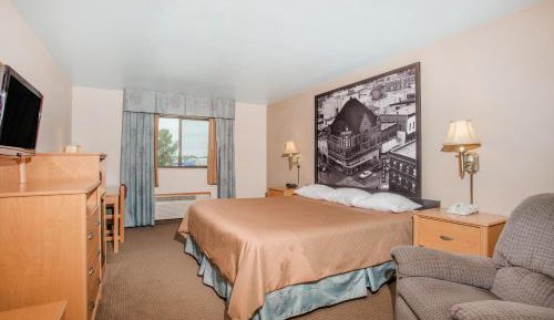 King Room - Non-Smoking