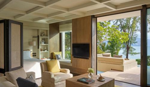 Partial Ocean Pool Pavilion King