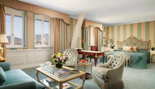 Junior Suite with Lake View