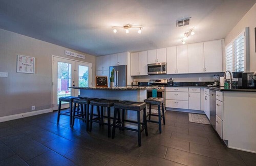 Papago Parkway House | Resort Style 3B/2B W/Heated Pool in OT Scottsdale