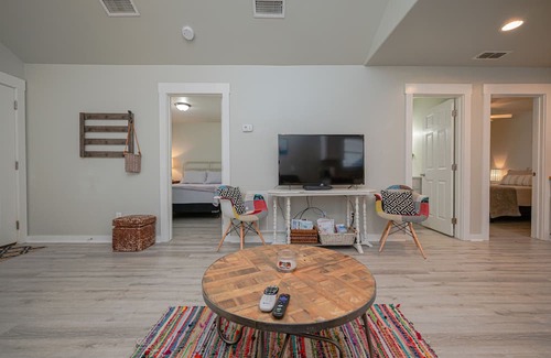 Rockport Cottage | Seaside Retreat - family friendly with community pool!