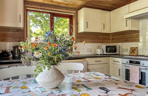 Pontesbury Cabin | 2 bedroom accommodation in Arscott, Nr Shrewsbury