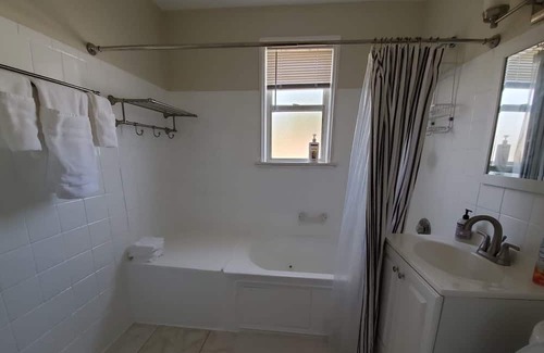 Delray Beach House | 5 Min Walk to the Ave 5 min Drive to the Beach! Pet friendly!