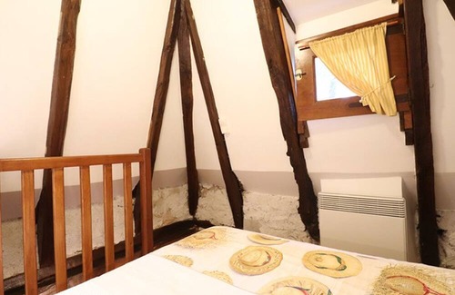Saint-Constant-Fournoules Cottage | Gite Saint-Constant-Fournoulès-Saint-Constant, 1 bedroom, 2 persons
