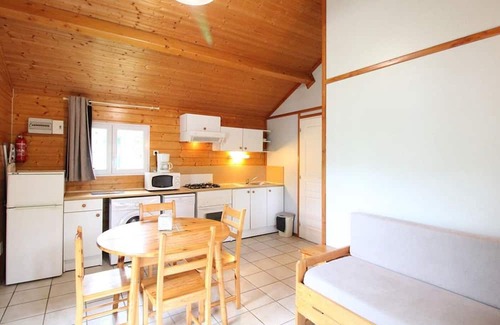 Arnac Cottage | Gite Arnac, 2 bedrooms, 5 persons