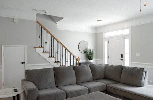 National Hills House | SPACIOUS TOWNHOME NEWLY RENOVATED! BEST LOCATION AUGUSTA HAS TO OFFER!