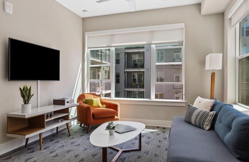 LoDo Apartment | Denver | Charming 1BD/1BA Riverfront Apartment