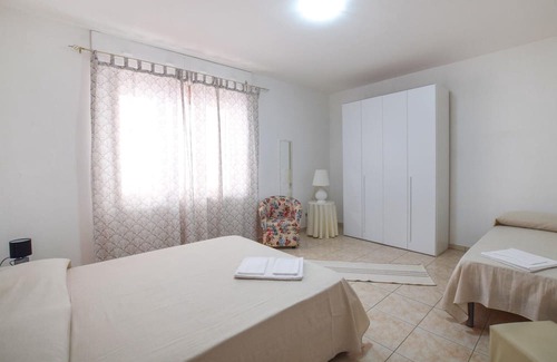 Campora San Giovanni Apartment | Enjoy a relaxing vacation in this bright and friendly apartment Campora San Giovanni.