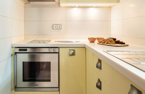 Voula House | Luxury Studio across the beach by The Olon