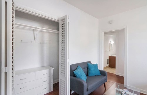 Southside Condo | Walton Place 3