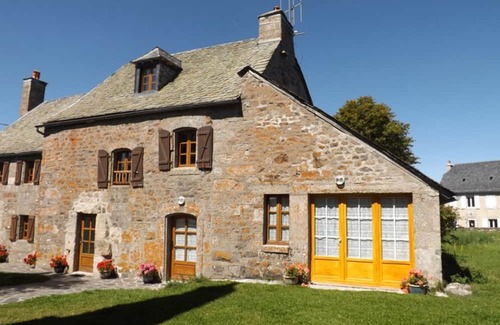 La Trinitat Cottage | Gite La Trinitat, 3 bedrooms, 8 persons