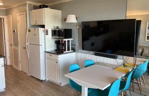 Folly Field Condo | Panoramic view, hear the sounds and feel the moods of the beach. 9-8 9 15 avail.