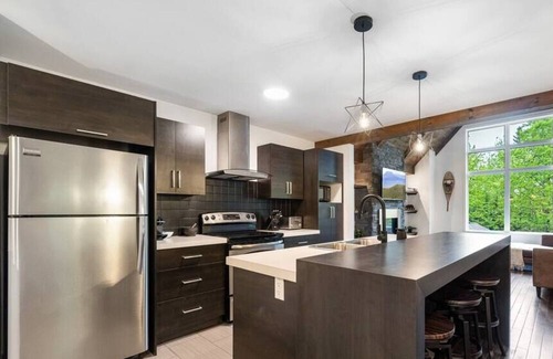 Petite-Riviere-Saint-Francois Ski Chalet | The Bear of Charlevoix