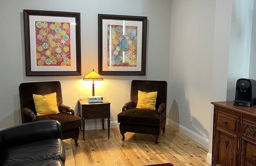 Buffalo Apartment | 4 Luxury Suites in a beautifully restored historic building in Buffalo, Texas.
