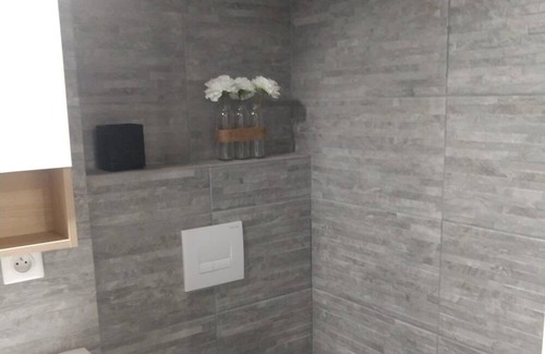 Port District Apartment | Seaside studio with swimming pool.