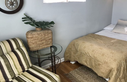 Belmont Shore Apartment | Spacious Beach Retreat