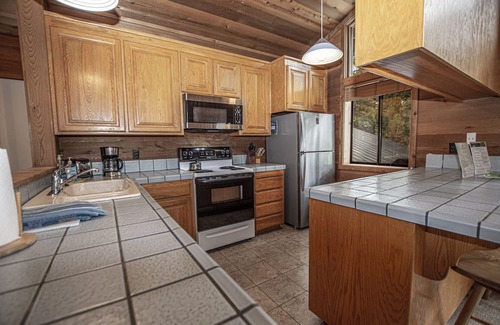 Lake Forest House | Vance: Sunny and Spacious Dollar Point Home