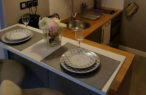 Enclos Apartment | Charming renovated studio 10m from the port in a pedestrian street