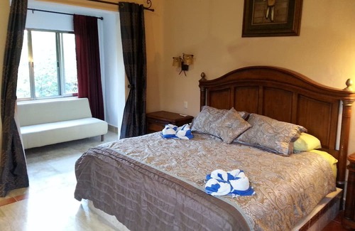 Soliman Bay Villa | SALE PRICING: BEACHFRONT VILLA ON WHITE SAND AND CHEF SERVICE AVAILABLE