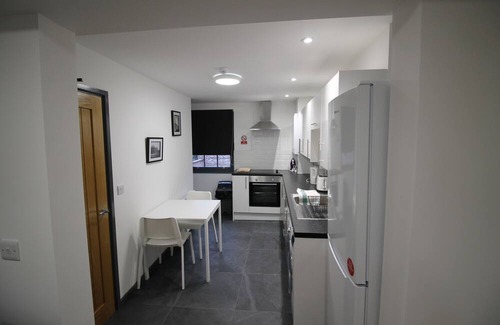 Prescot House | 15a atherton street · 2 Bed modern apartment, Prescot Town Centre
