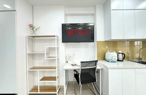 Trung Hoa Nhan Chinh Apartment | Vinhomes D'Capital Paradise Apartment