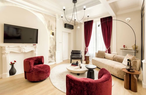 Chaillot Apartment | Merveil Signature Suite - Kleber